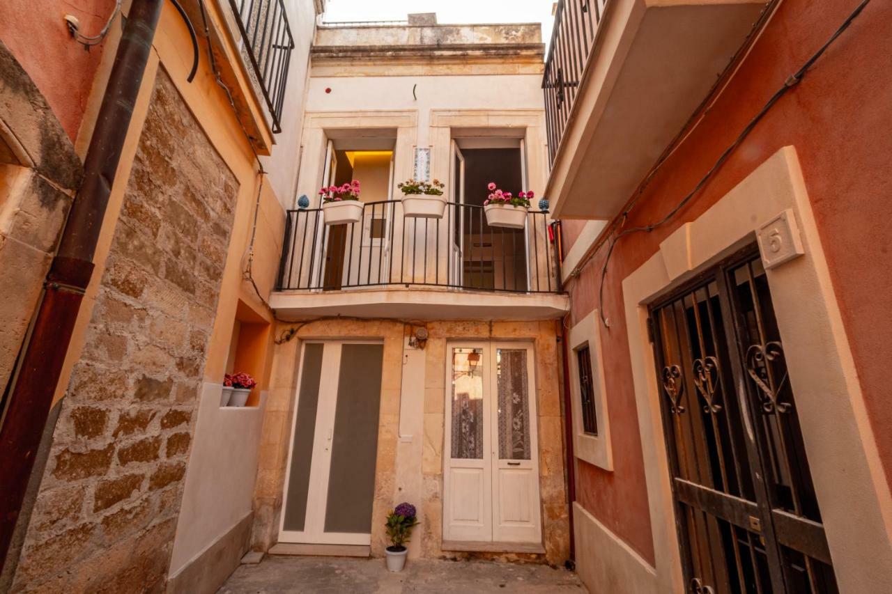 Villa La Palazzata Syracuse Exterior foto